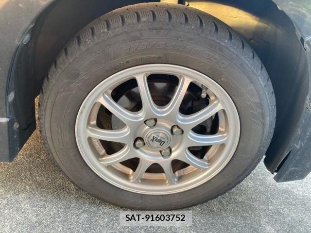 Toyota BB 2011-11 8334989-9