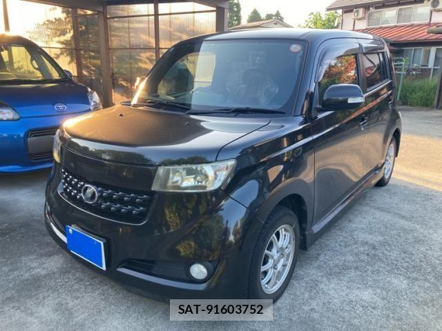 Toyota BB 2011-11 8334989-3