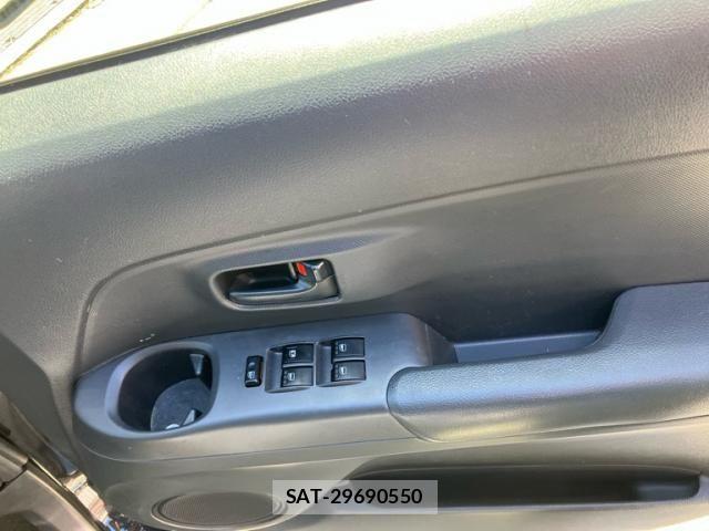 Toyota BB 2014-04 8353949-9
