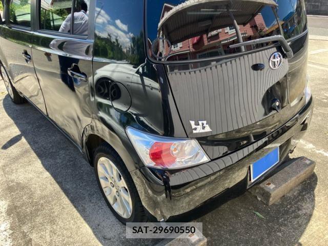 Toyota BB 2014-04 8353949-1