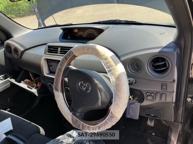 Toyota BB 2014-04 8353949-8