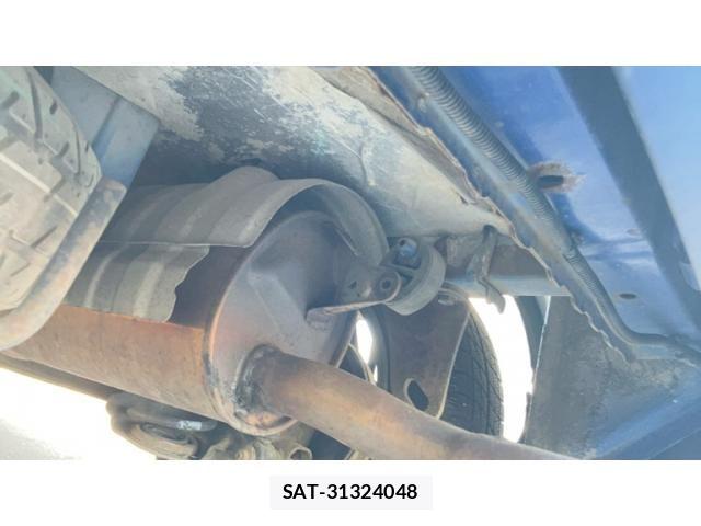 Toyota BB 2001-09 8364880-11