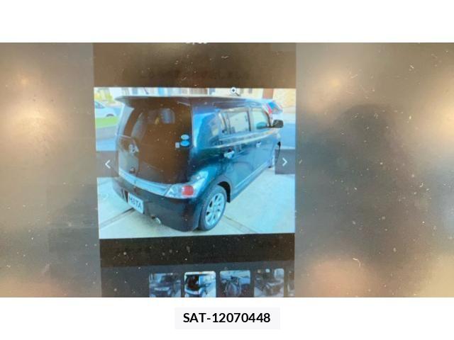 Toyota BB 2012-03 8371458-1