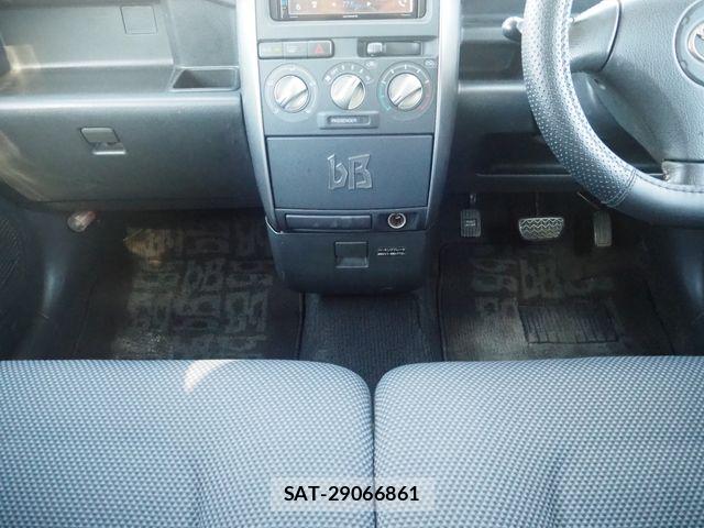 Toyota BB 2003-09 8411328-19