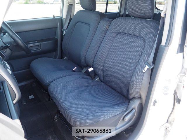 Toyota BB 2003-09 8411328-23