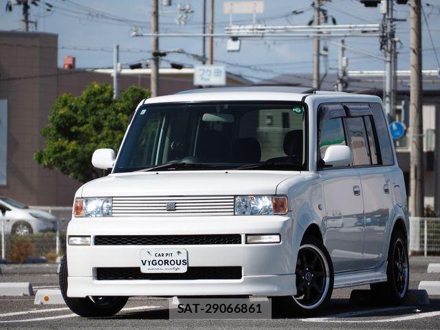 Toyota BB 2003-09 8411328-4