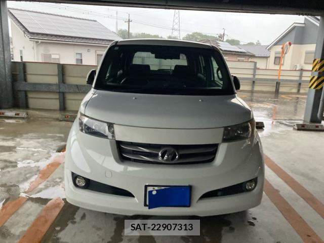 Toyota BB 2007-11 8411336-1