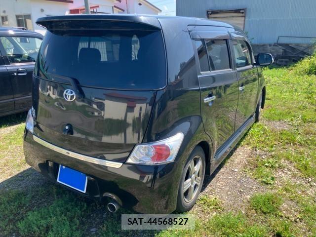 Toyota BB 2009-03 8411330-4