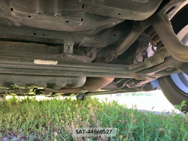 Toyota BB 2009-03 8411330-8