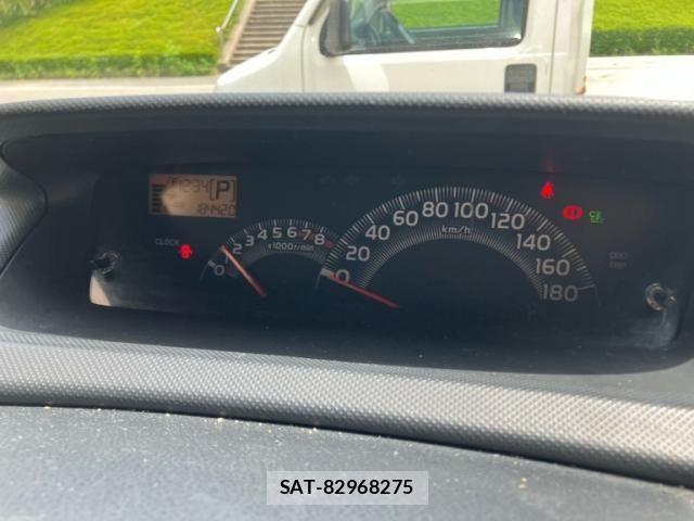 Toyota BB 2010-06 8523687-13
