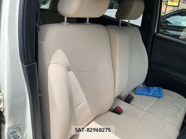 Toyota BB 2010-06 8523687-8