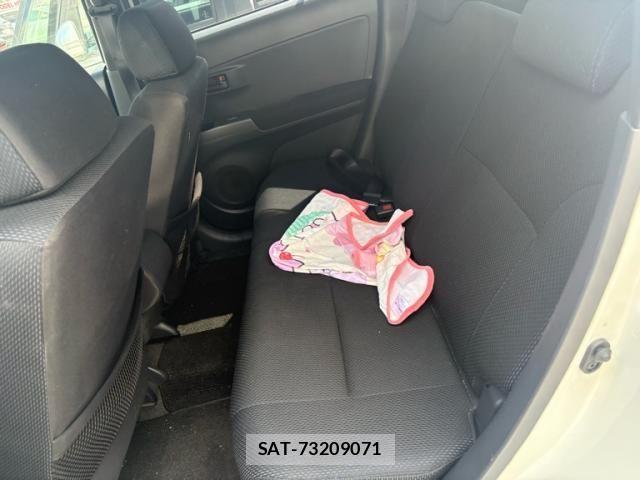 Toyota BB 2006-02 8561235-12