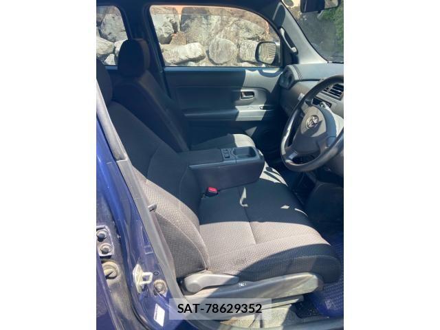 Toyota BB 2007-09 8561233-15