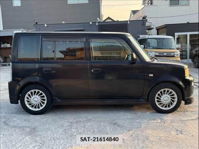 Toyota BB 2001-07 8561232-4