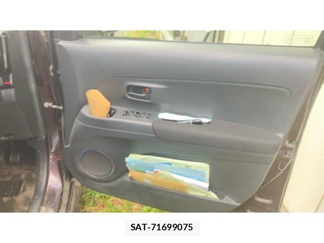 Toyota BB 2011-02 8625919-10