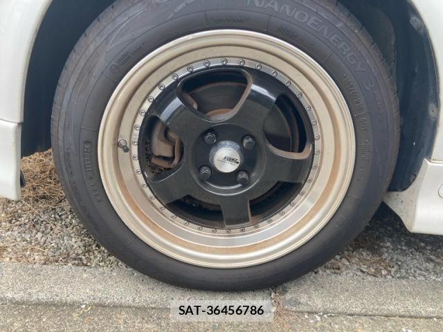 Toyota BB 2005-10 8658132-9