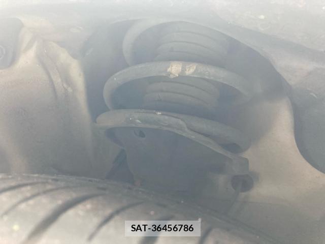 Toyota BB 2005-10 8658132-11