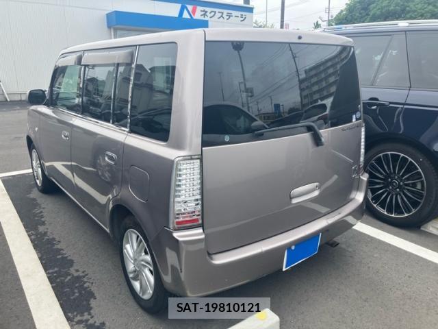 Toyota BB 2003-02 8658133-11