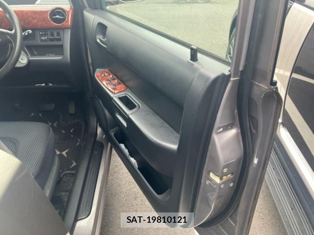 Toyota BB 2003-02 8658133-7