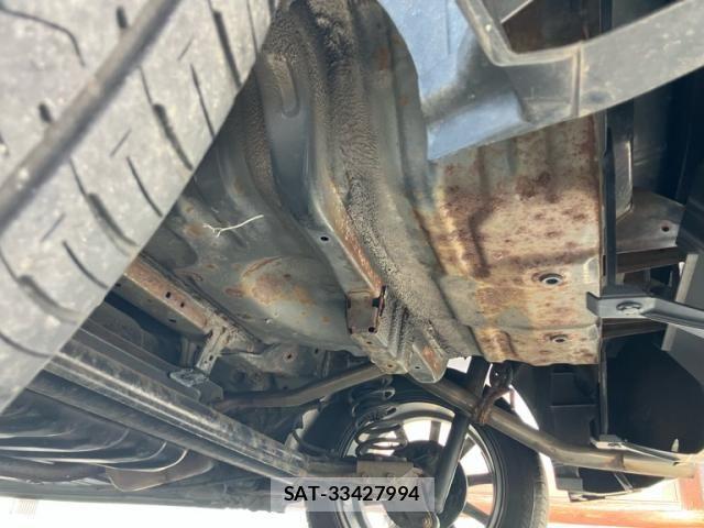 Toyota BB 2009-08 8665841-12