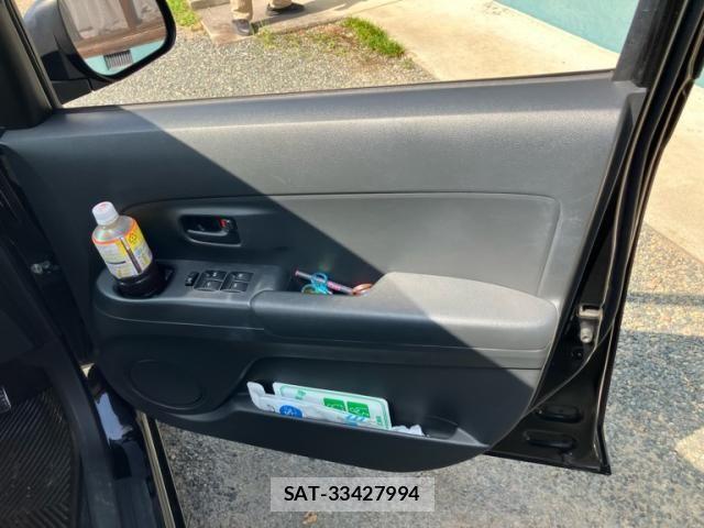 Toyota BB 2009-08 8665841-13