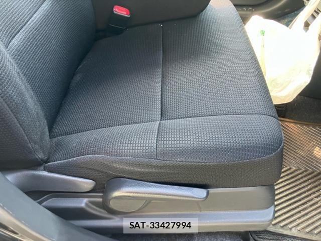 Toyota BB 2009-08 8665841-15