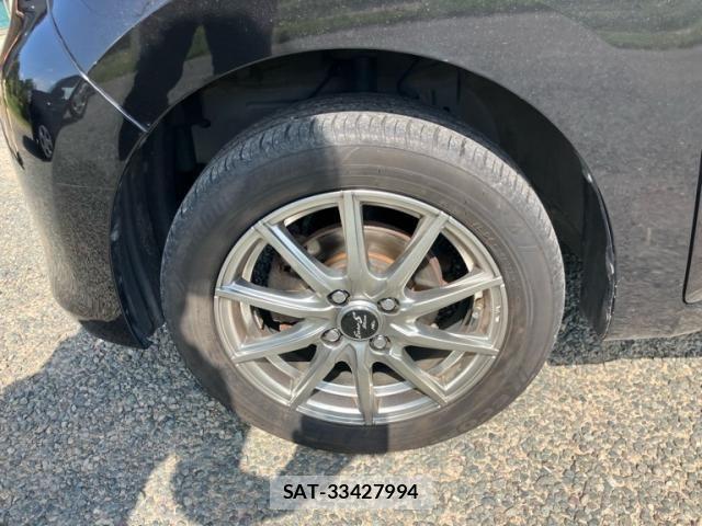 Toyota BB 2009-08 8665841-7