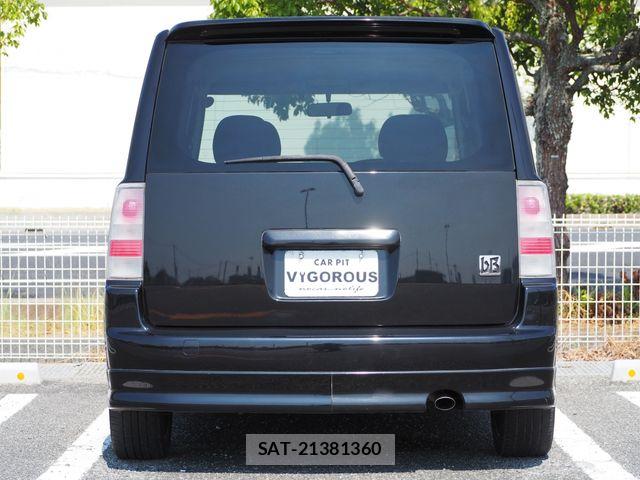 Toyota BB 2003-06 8665840-11