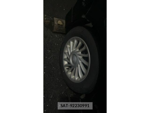 Toyota BB 2001-06 8685205-7