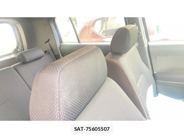 Toyota BB 2008-02 8795334-6