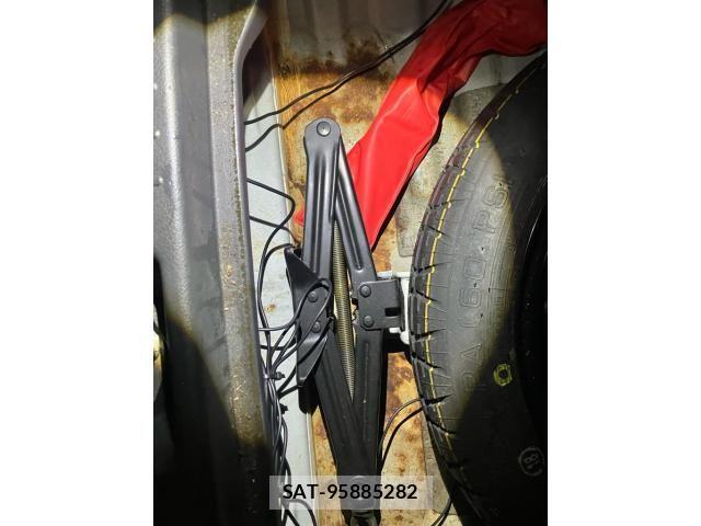 Toyota BB 2008-08 8795335-12