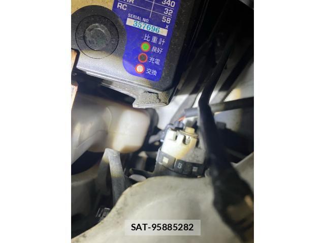 Toyota BB 2008-08 8795335-23