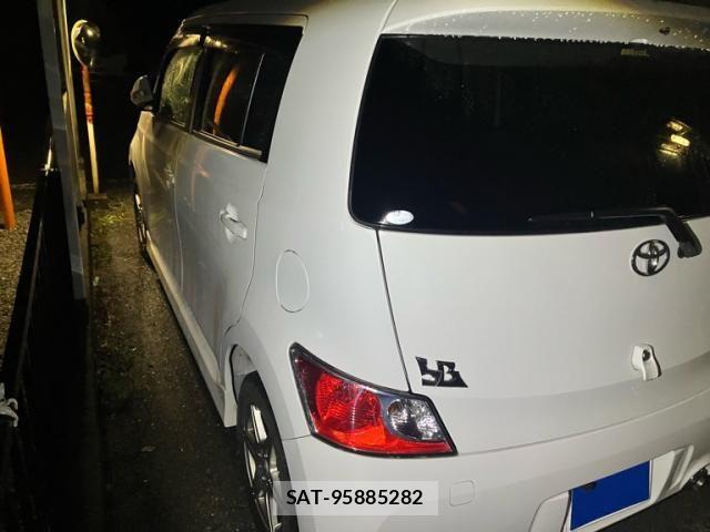 Toyota BB 2008-08 8795335-4