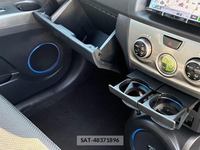 Toyota BB 2012-01 8795333-20
