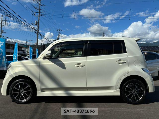 Toyota BB 2012-01 8795333-7