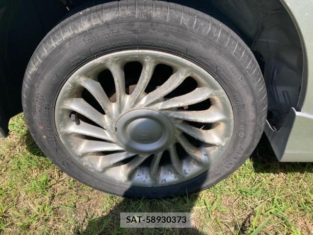 Toyota BB 2008-02 8848315-11