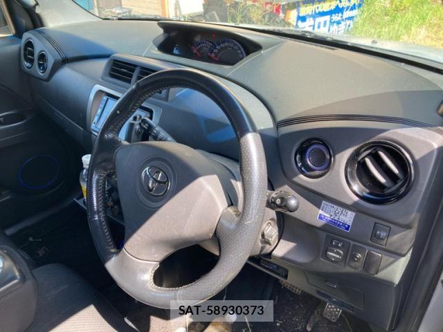 Toyota BB 2008-02 8848315-15