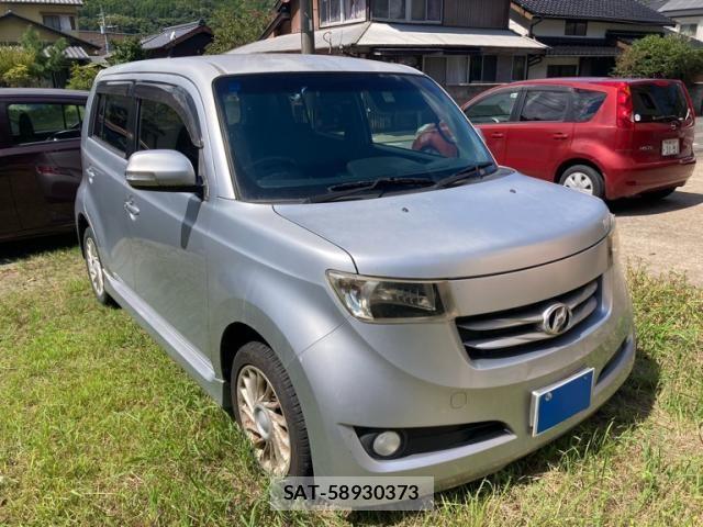 Toyota BB 2008-02 8848315-2