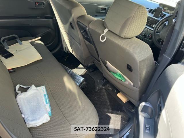 Toyota BB 2009-09 8870481-8