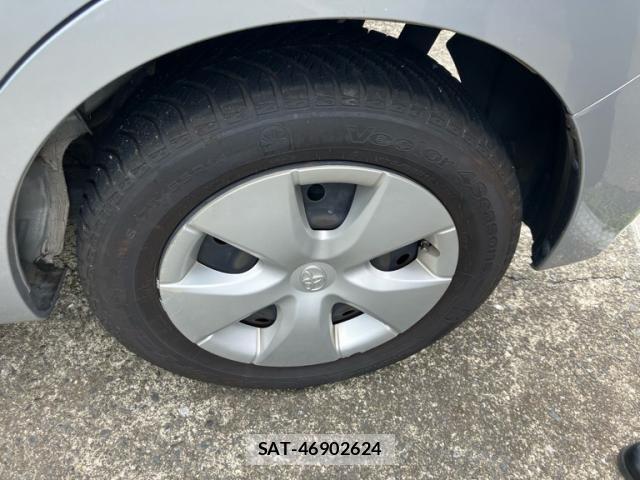 Toyota BB 2010-06 8870480-9