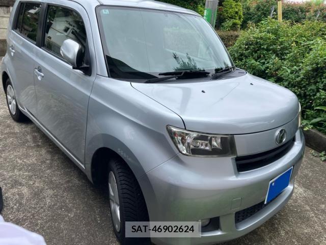 Toyota BB 2010-06 8870480-1