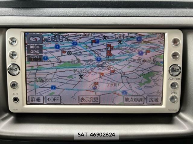 Toyota BB 2010-06 8870480-18