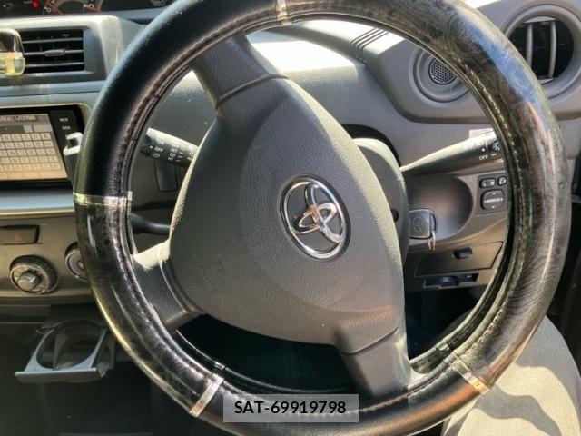 Toyota BB 2012-02 8878800-14