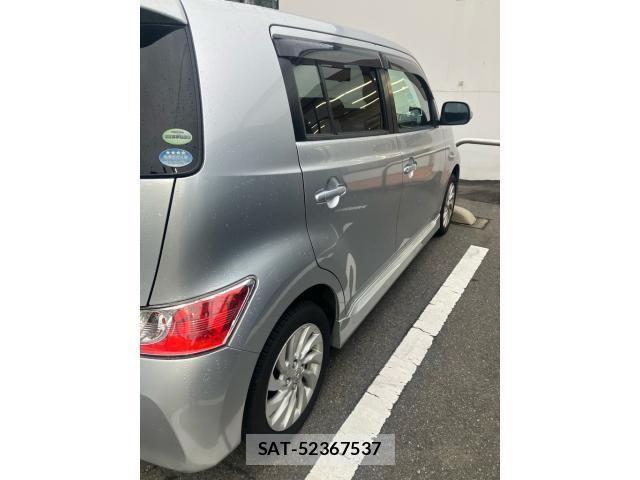 Toyota BB 2007-11 8878799-5