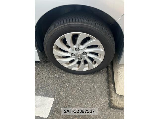 Toyota BB 2007-11 8878799-7