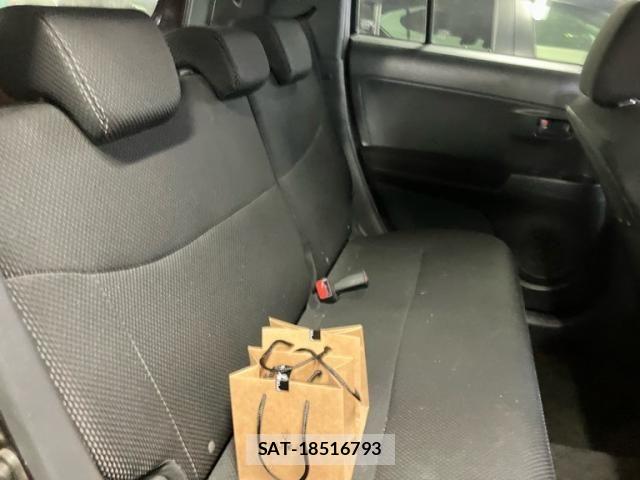 Toyota BB 2012-03 1078060-16