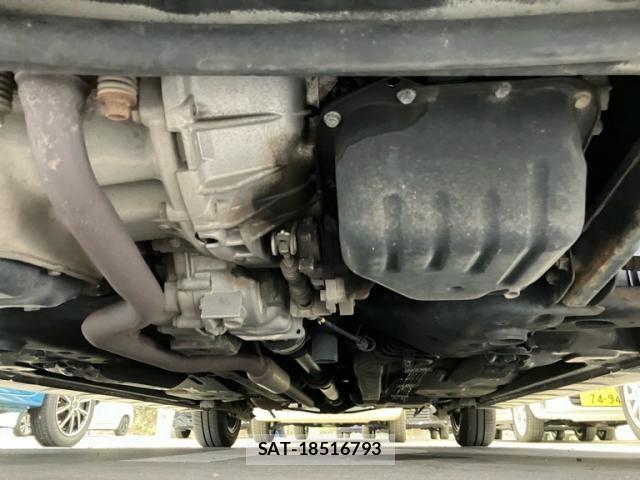 Toyota BB 2012-03 1078060-5