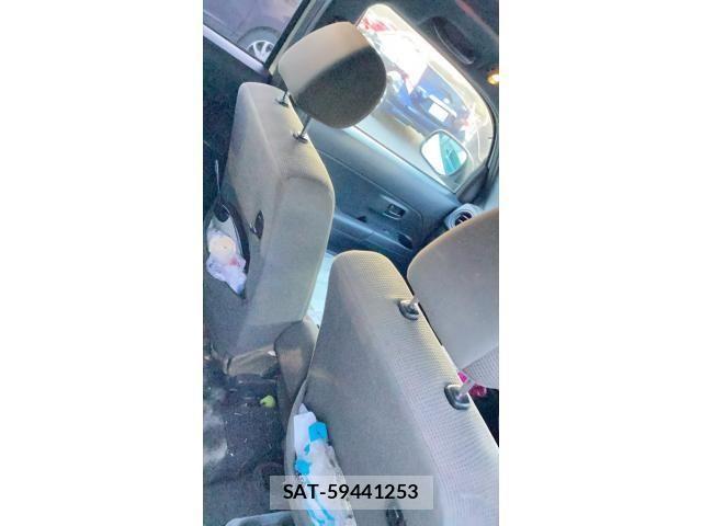 Toyota BB 2011-07 6902440-16