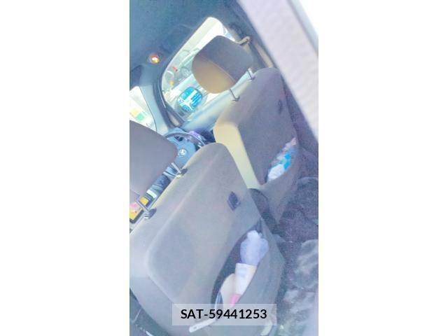 Toyota BB 2011-07 6902440-18