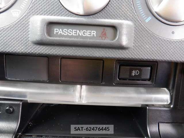 Toyota BB 2005-11 7057545-14